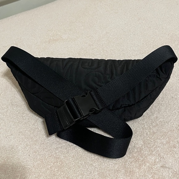 Marc Jacobs Quilted Black Belt/Body Bag - Picture 6 of 14